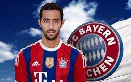 　　“花小錢辦大事”依舊是德甲球隊這個夏天的主題。18支球隊總共離隊214人，買入233人，總花費2.84億歐元，多特蒙德隊支出最多，他們在轉會市場上總共投入了5410萬歐元，羅馬中衛貝納蒂亞2600萬歐元的身價加盟拜仁，他也成為這個夏天的德甲標王。