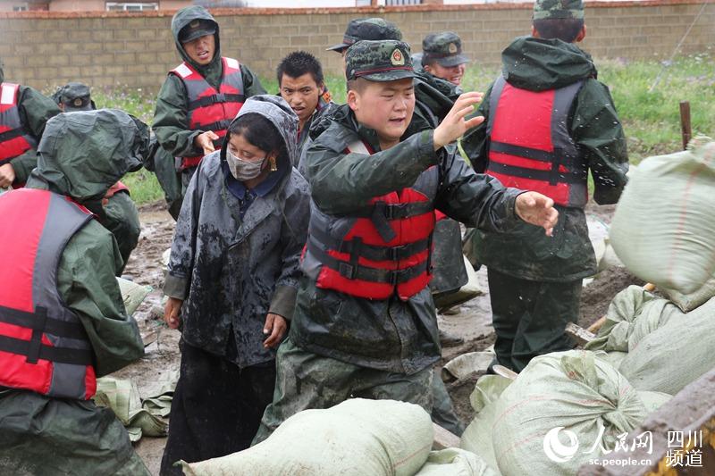 侯Ĵ֧꠹ٱoӿ铌Uiw z