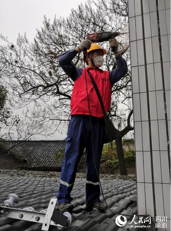 ���������t�锢�݅^���x����ͨ�ʩ�����Ĵ���Ͷ���F���D��