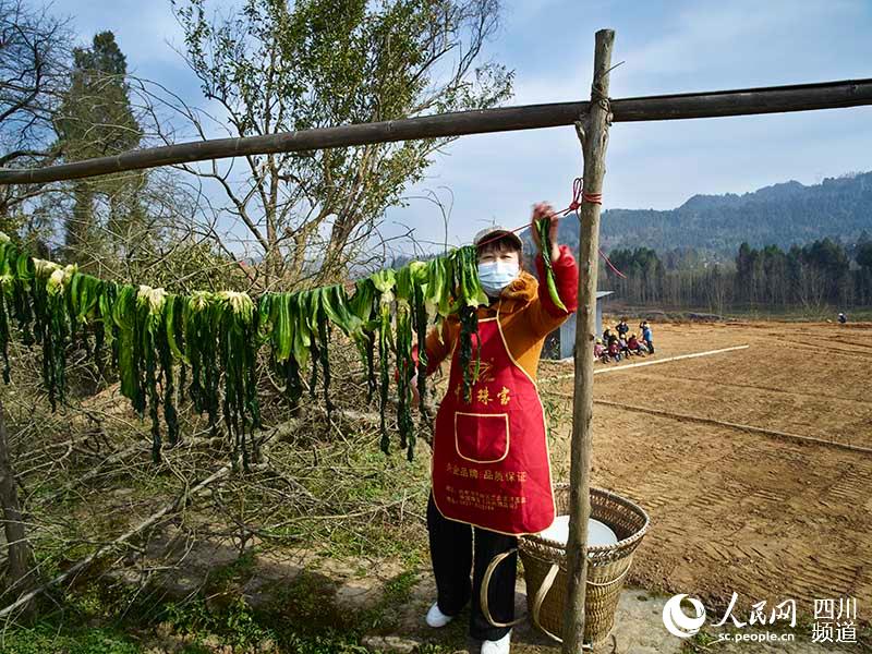 2020217жꖅ^һDŮ̫ꖳ팢ƵU~ z