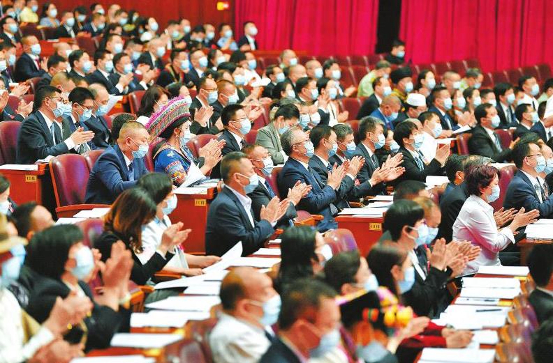 四川省十三屆人大三次會議掠影
