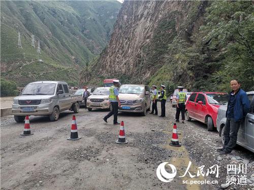 С𹫰F߅·ʩͨ СhֹD