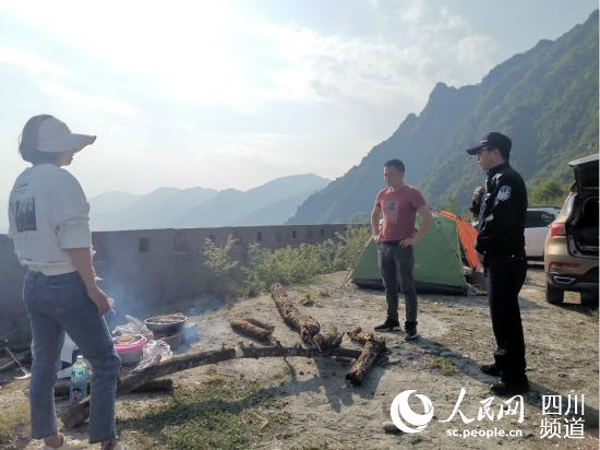 񾯌ʂʹҰM˄ĴʡdD