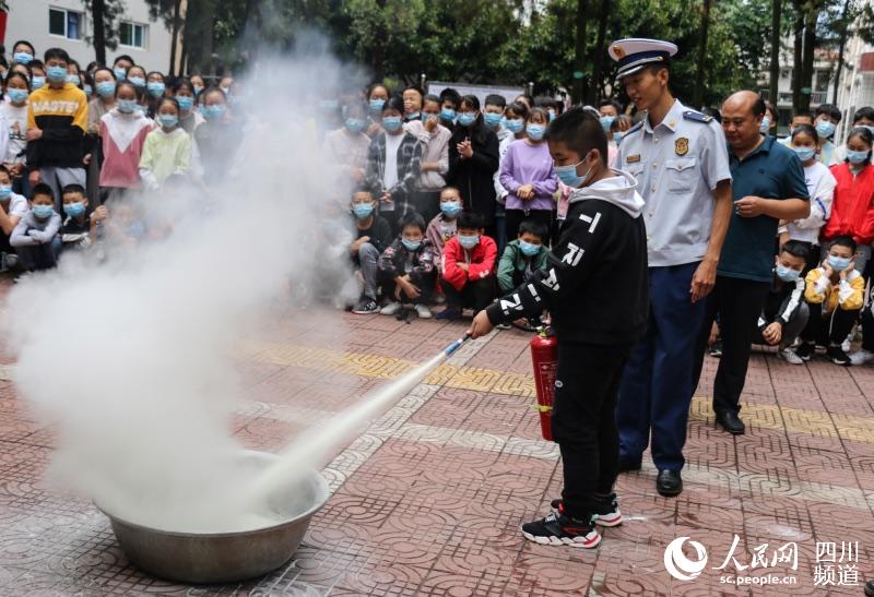 дdЌWՈTMУ@vʹ÷Yx z