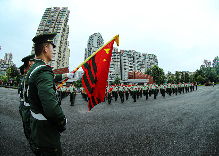 ϱ侯e侯Ĵϳ֧꠹D