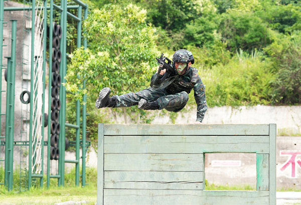 SʯwS侯Ĵ꠾d֧꠹D