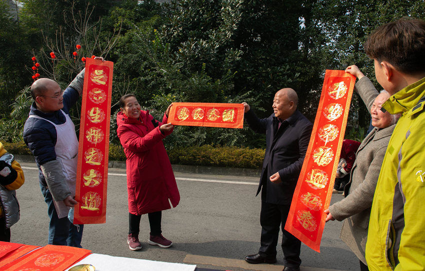 tϲcףۯ^ýwĹD