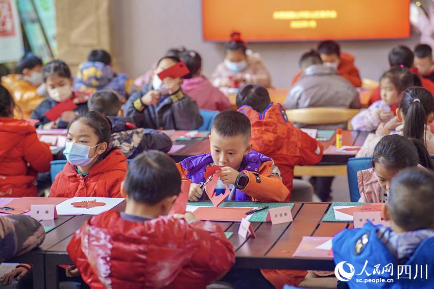 ӂּϻ´ȸмԢļƷ̹⽨z