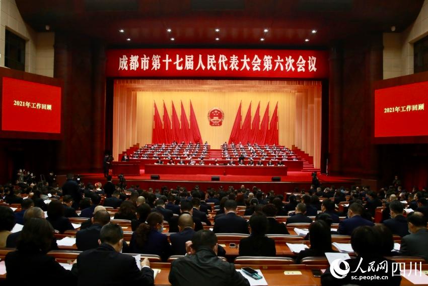 成都市十七屆人大六次會議現場。人民網 朱虹攝