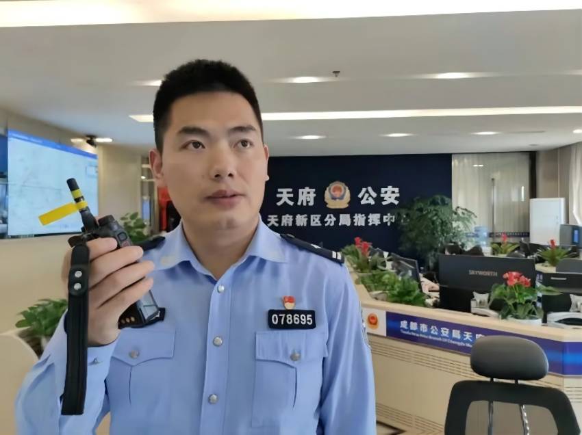 侯正強。成都市公安局天府新區分局供圖