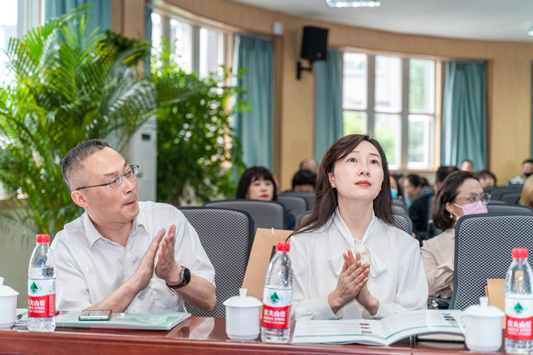 專家的發言引起共鳴。青羊區教育局供圖