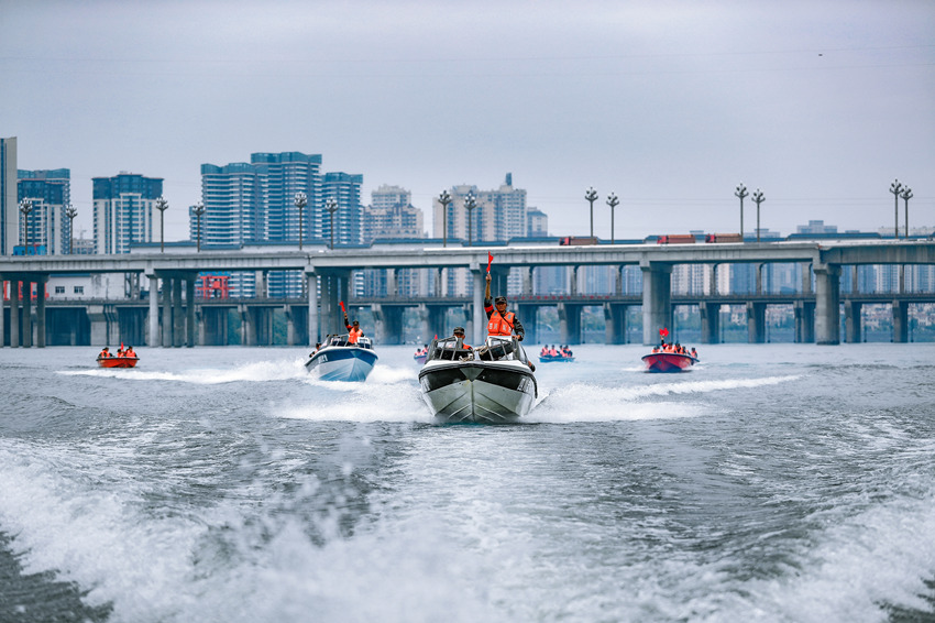 _h̤˶侯Ĵϳ֧꠹D