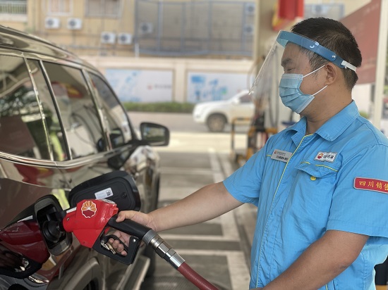 中國石油四川銷售成都分公司成華片區共9座加油站無一座停業，均堅持運營。中石油四川銷售公司供圖