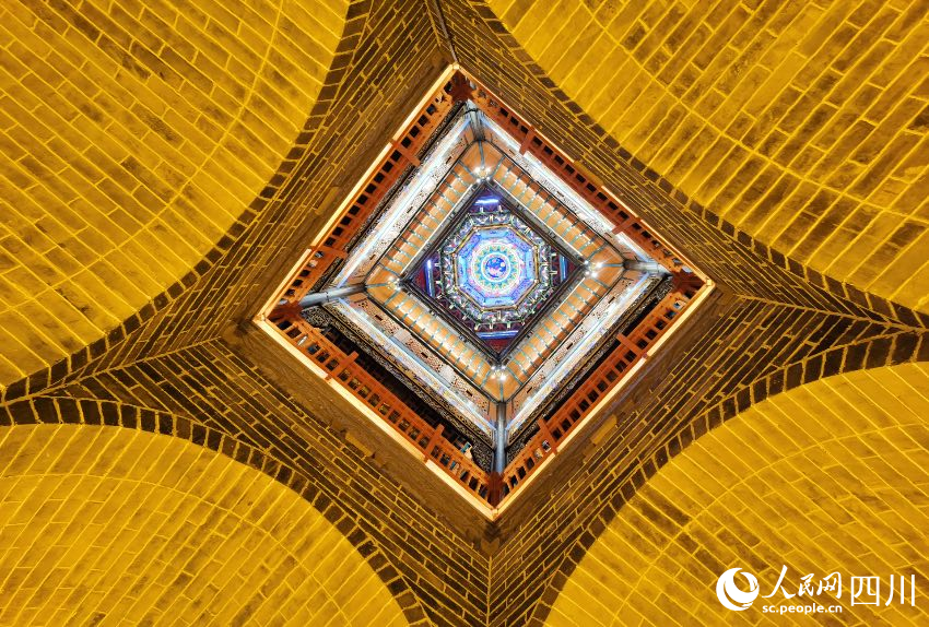 建昌古城“煥新”歸來。人民網 王洪江攝