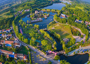 資陽市雁江區晏家壩村：融入當地民俗文化、文藝戲曲、非遺剪紙等文化元素，打造集采摘、特色美食、非遺體驗、民宿度假等為一體的旅游業態。