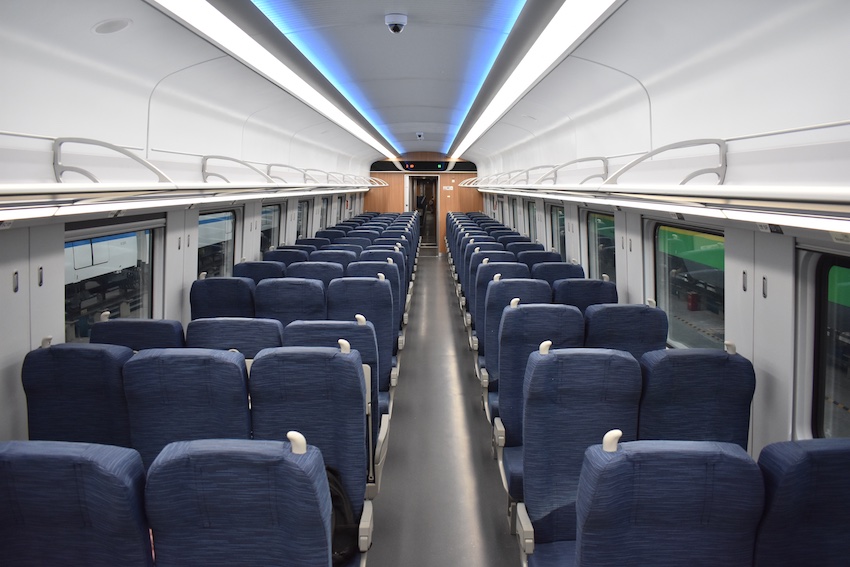 二等座區域。中國鐵路成都局集團有限公司供圖