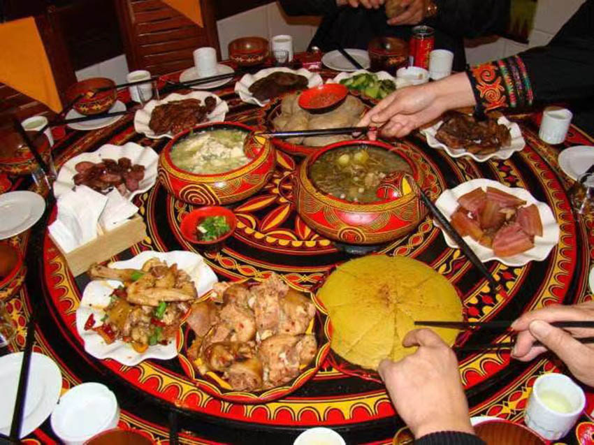 彝家宴。西昌市委宣傳部供圖