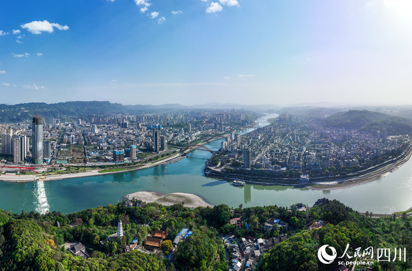 四川省宜賓市三江口景色。王宇攝