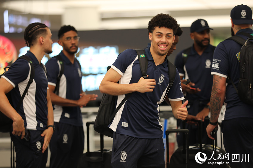 參加成都大運會的運動員。侯杰攝