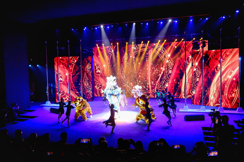 7月22日，成都第31屆世界大學生運動會運動員村正式開村，并為首支入駐的代表團——中國代表團舉行了歡迎儀式。人民網 記者 朱虹攝