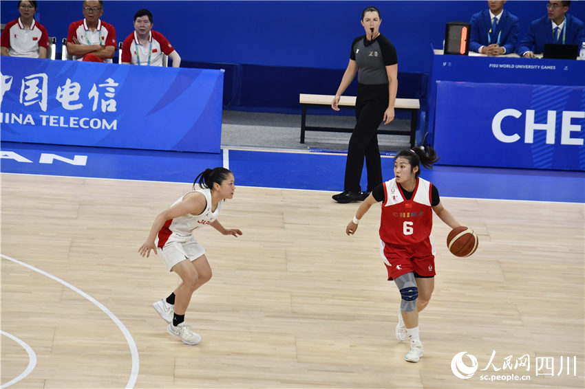 比賽中。人民網記者 王洪江攝