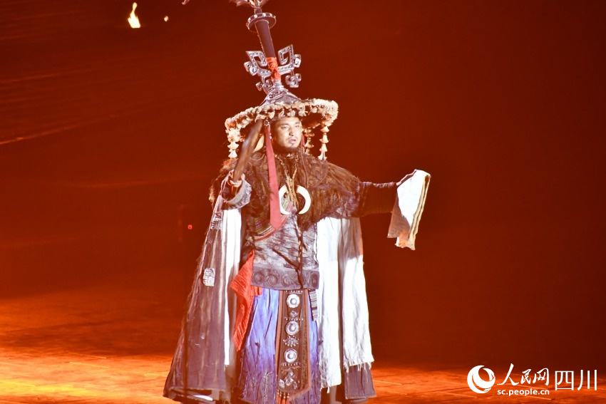 2023年第八屆涼山彝族火把節開幕。人民網記者 王洪江攝