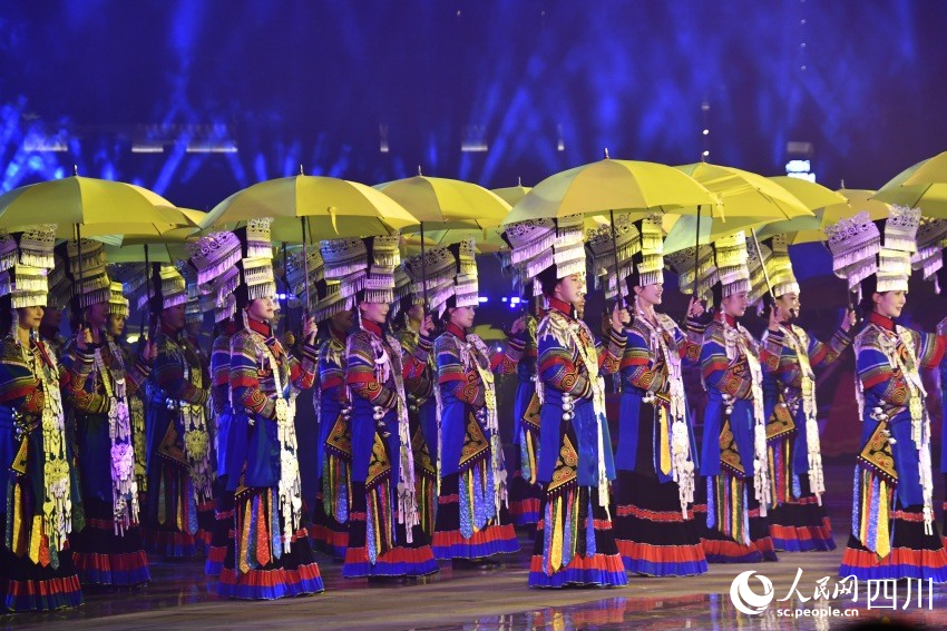 2023年第八屆涼山彝族火把節開幕。人民網記者 王洪江攝