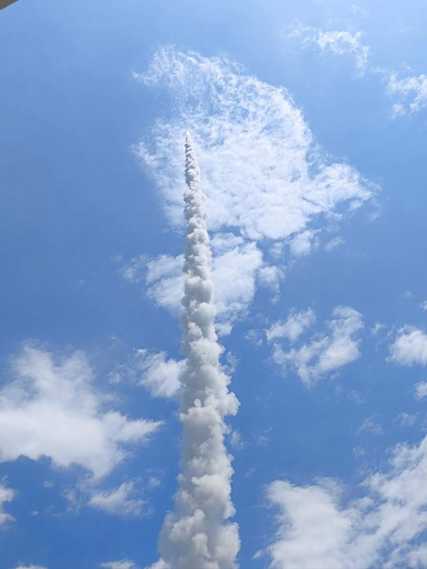 發射升空。西昌衛星發射中心供圖