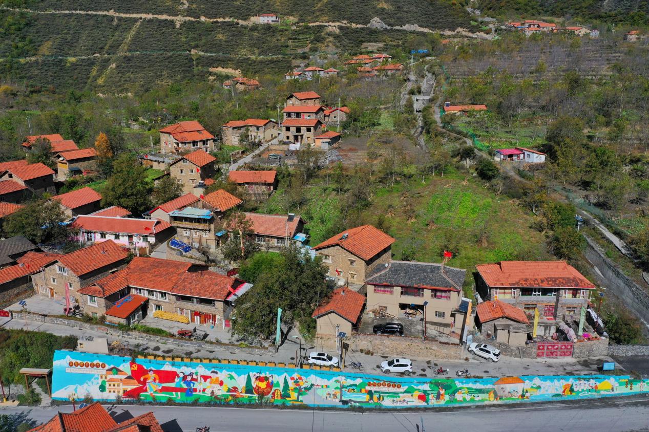 維多村。黑水縣文聯供圖