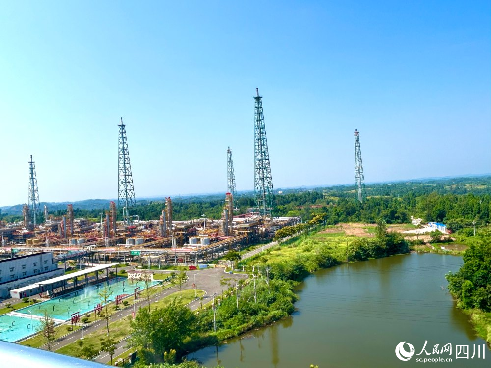 遂寧凈化公司。易林攝