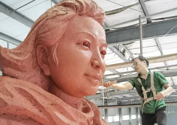 讓革命精神永遠激勵青春的中國