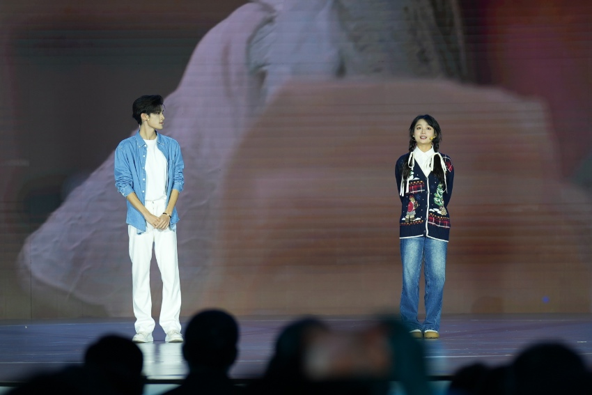 煎餅果仔（演員張家?。?、夏天妹妹（演員楊茜云）