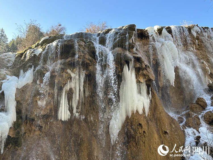 冰瀑。人民網記者 王波攝