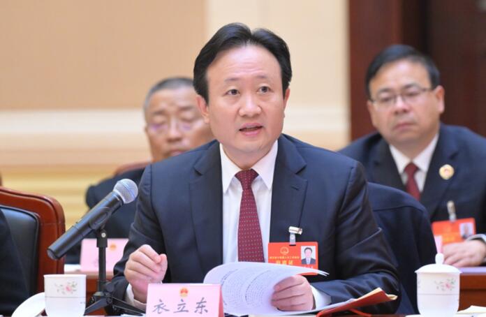 省人大代表、國網四川省電力公司董事長衣立東。歐陽杰供圖