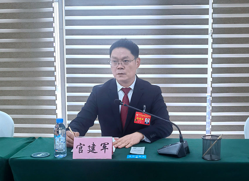 省政協委員官建軍。受訪者供圖