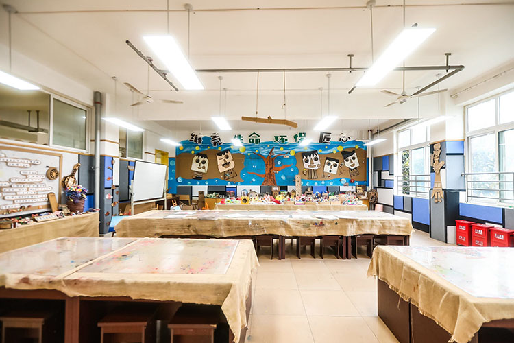 校內工作坊。成都市清波小學校供圖