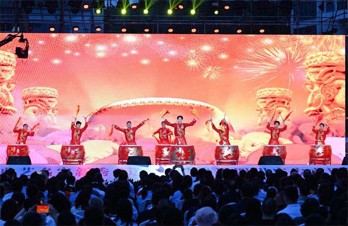 演出現場?？到謹z