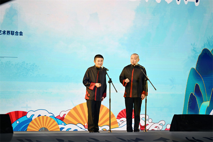 演出現場?？到謹z