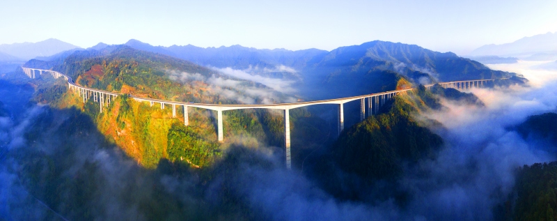 雅西高速。四川路橋集團供圖