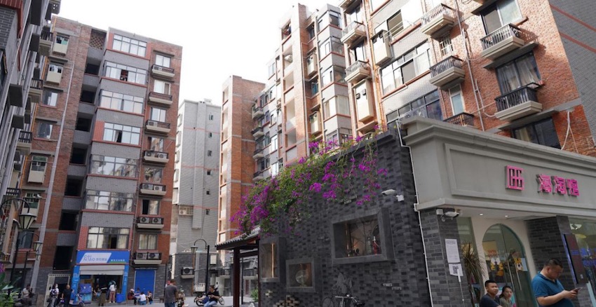 改造后的43號附8號院，保留建筑原貌，保留紅磚，修舊如舊，留住歷史文化。南充市住建局供圖