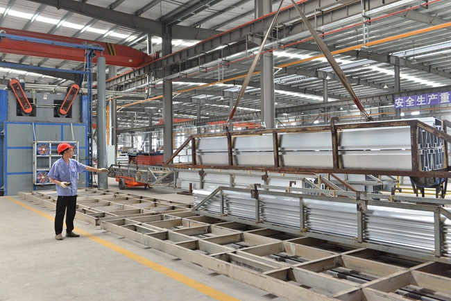 成鋁鋁業。南部縣委宣傳部供圖