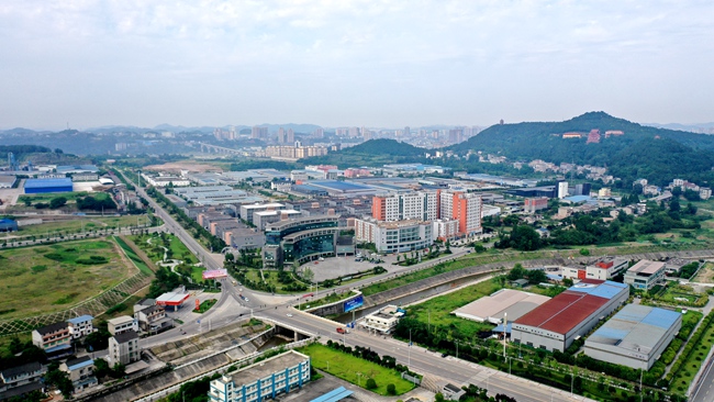 南充市南部經開區鳥瞰圖。南部縣委宣傳部供圖