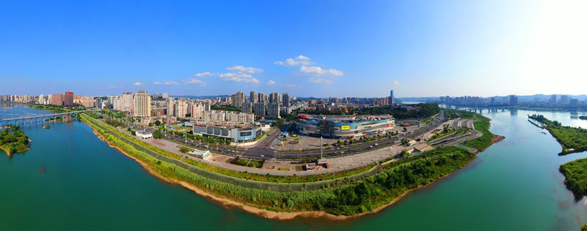 南充高坪加快建設“大城門戶、森林城市、活力高坪”。高坪融媒體中心供圖