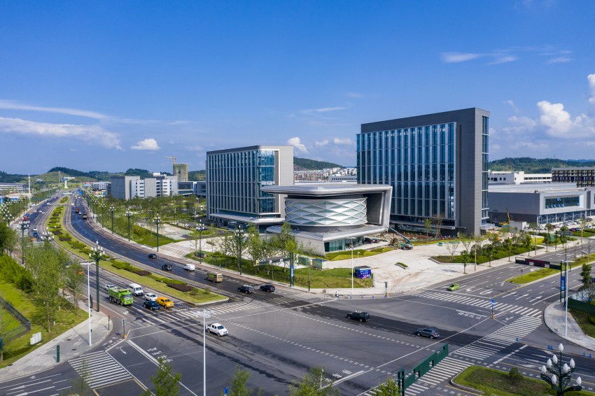 宜賓市極米光電有限公司。宜賓三江新區供圖