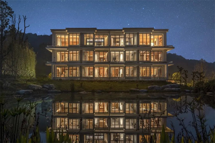 釋玥森林里的建筑。天府新區融媒體中心供圖