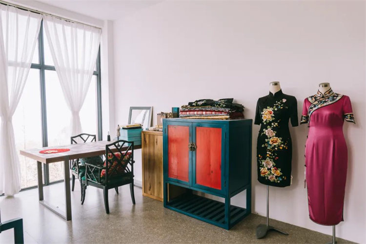 四合山居的旗袍。天府新區融媒體中心供圖