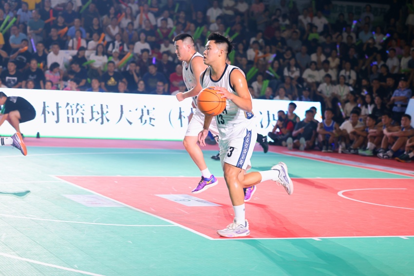 四川省第二屆和美鄉村籃球大賽（村BA）總決賽比賽現場。主辦方供圖