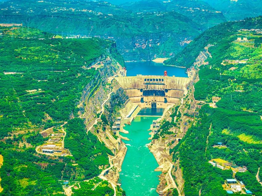 溪洛渡水電站。邱云、李貝貝供圖
