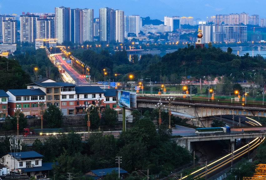 奮發新時代，老路煥新彩。廣元日報社供圖