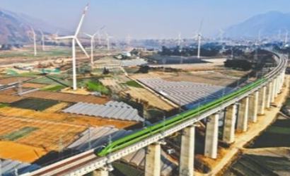 揭秘中國首個山谷風力發電場德昌風電主要分為峽谷風電場和山地風電場兩部分，據了解，每個風電葉片造價達到數十萬元……